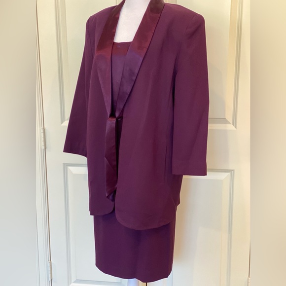 Tuxedo Suit by Sandra Ow-Wing for NR1. Women’s tux with satin bow at waist. - Picture 3 of 11